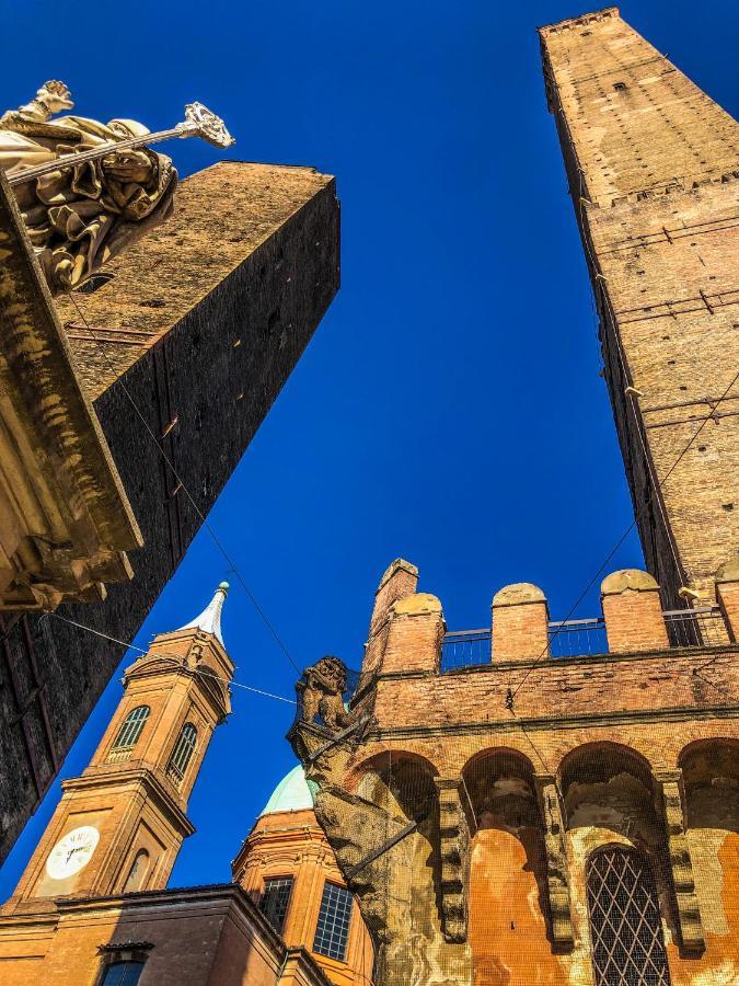 شقة Healthy Flat Bologna - Tower Skyline View المظهر الخارجي الصورة